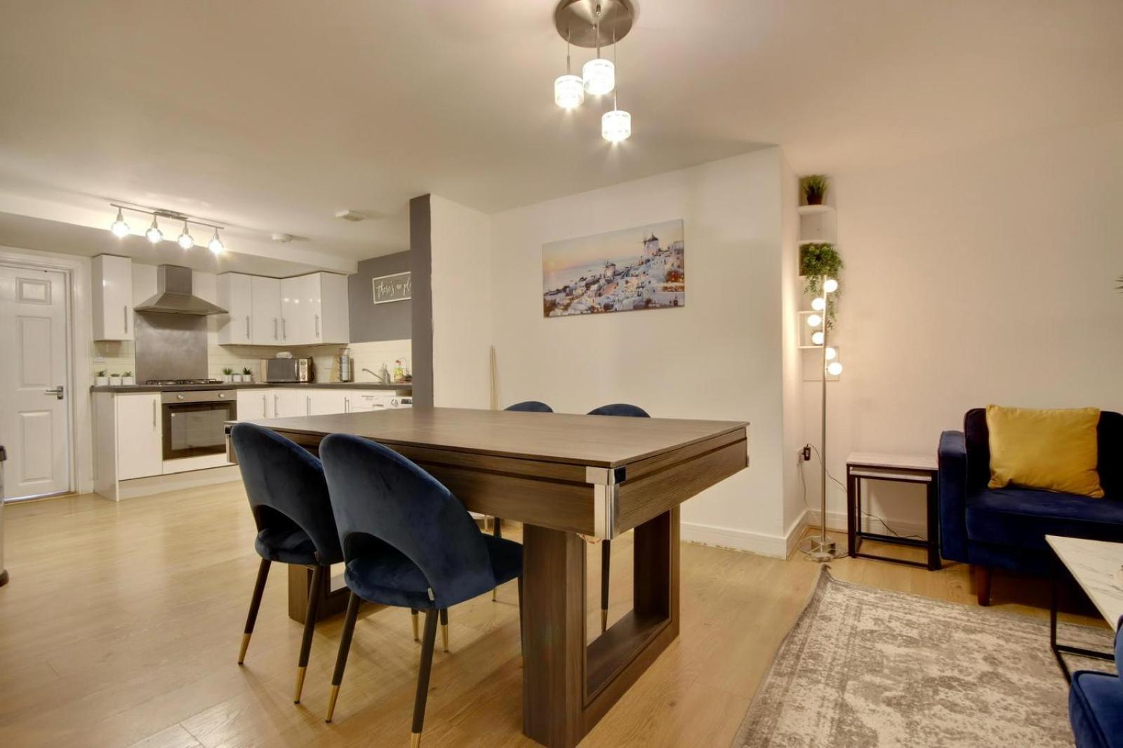 Southsea Getaway Apartment With Pool Table And Hot Tub ポーツマス エクステリア 写真